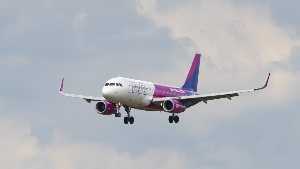 Kényszerleszállást hajtott végre Budapesten egy Wizz Air-gép