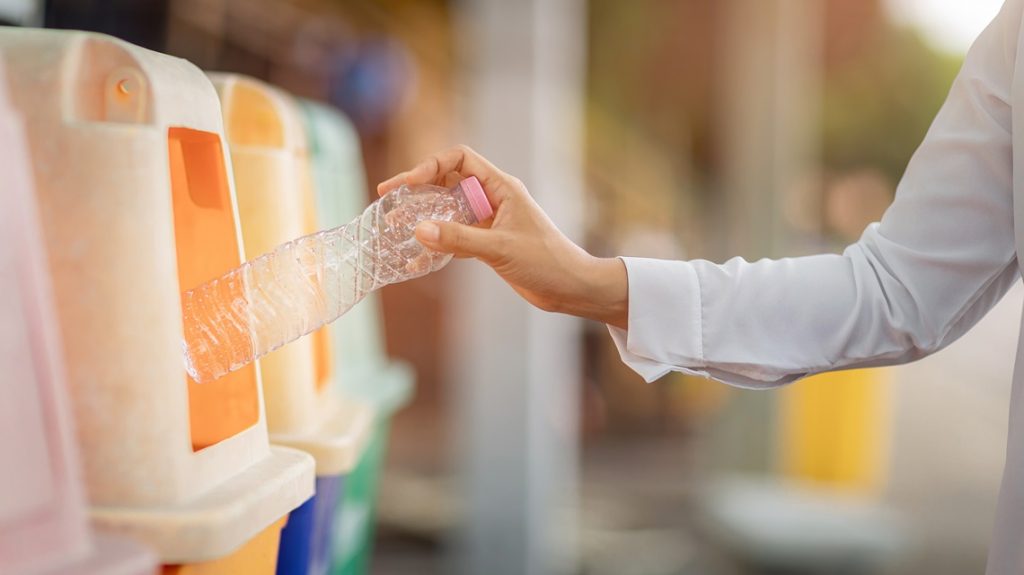 Szigorít az EU a műanyag csomagolások terén – a hulladékkezelés mindannyiunk felelőssége