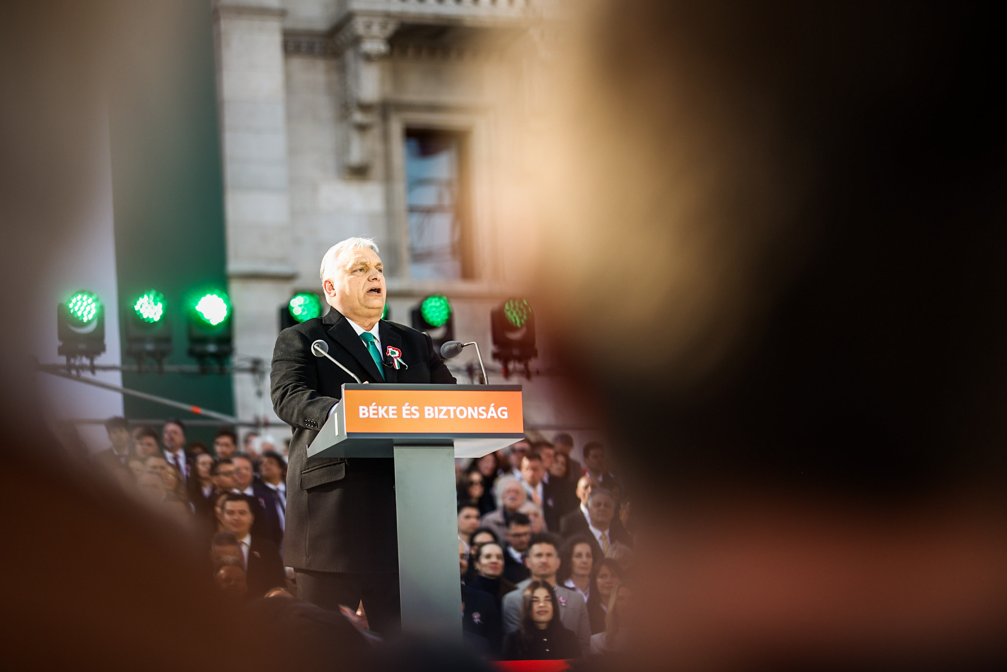 Orbán: Jobban kell nyernünk, mint négy éve, a hárommillió szavazat nem a plafon, hanem a küszöb; elindult a Tisza menete a Deák térről – percről percre a március 15-ei események 1