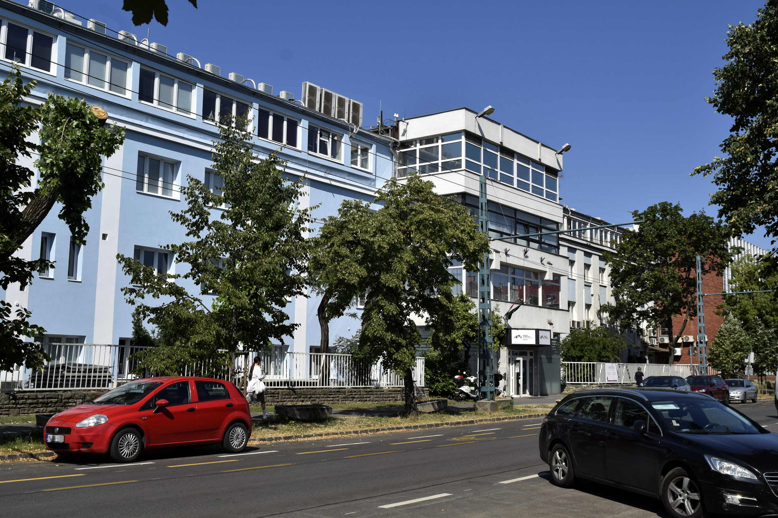 Csaknem másfél éve leforgatták a 600 milliós állami támogatással készült Covid-filmet, mégsem lehet tudni, mikor mutatják be 2