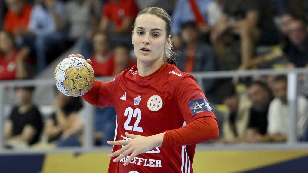 Jovana Jovovic DVSC kézilabda hasizomszakadás