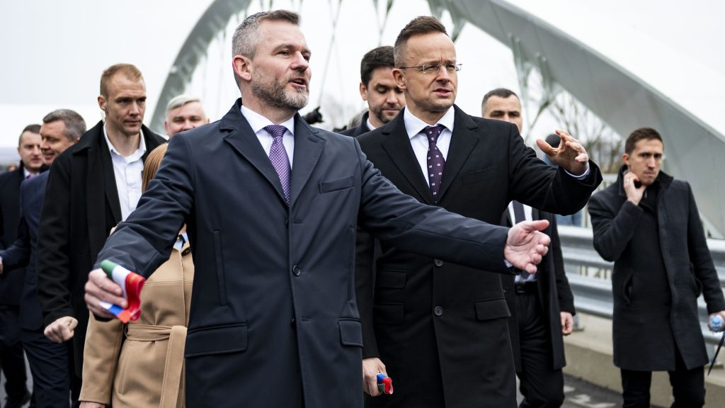 Belezavarodott a szlovák kormánypropaganda a Szijjártó-Lavrov beszélgetés értelmezésébe