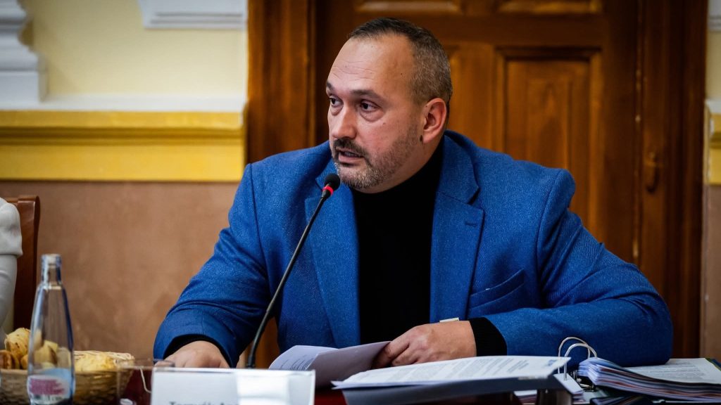 A DK kispesti jelöltje is visszalépett a választáson való indulástól