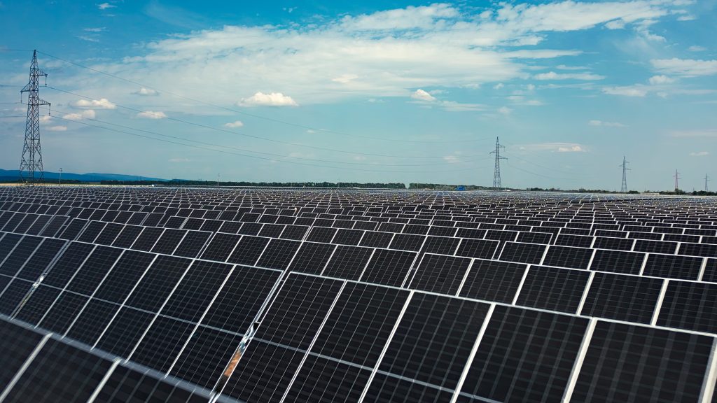 A megújuló energia nem csak zöldebbé, hanem kiszámíthatóbbá is teheti a nagyvállalatok működését