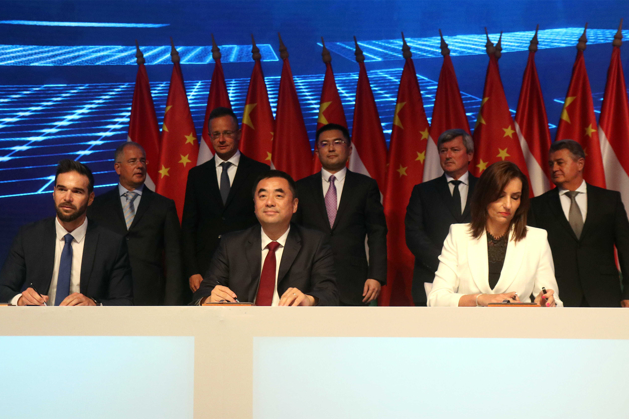 Félmillió forintos felelősségbiztosítással kapott engedélyt a debreceni CATL-akkugyár 2