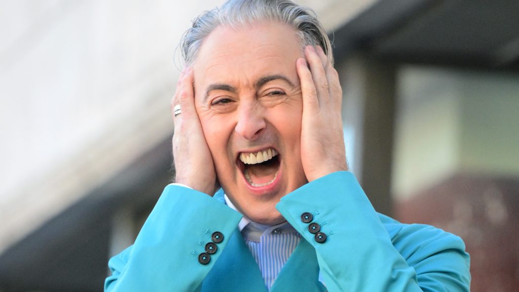 Mindenkitől bocsánatot kért a BAFTA házigazdája a gála körüli botrány miatt