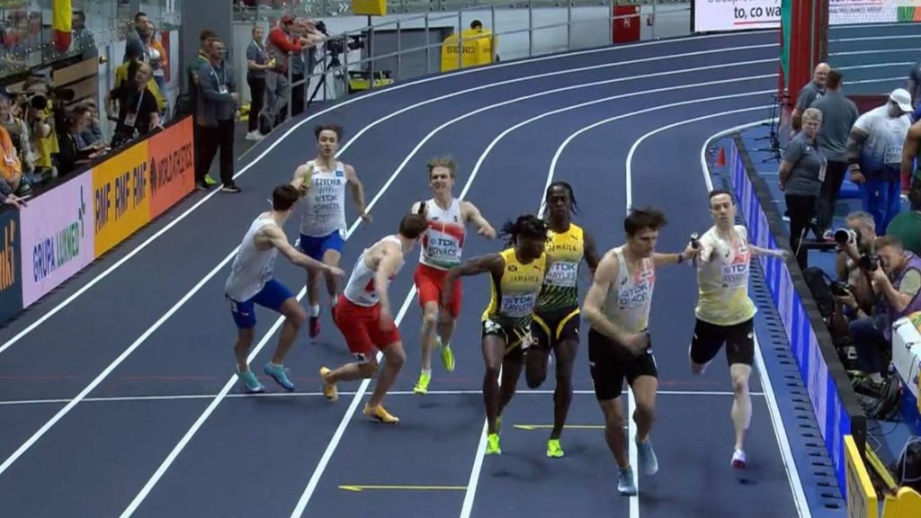 Lehajrázta a jamaicai riválist, országos csúcsot futott a vébén a férfi 4×400-as váltó