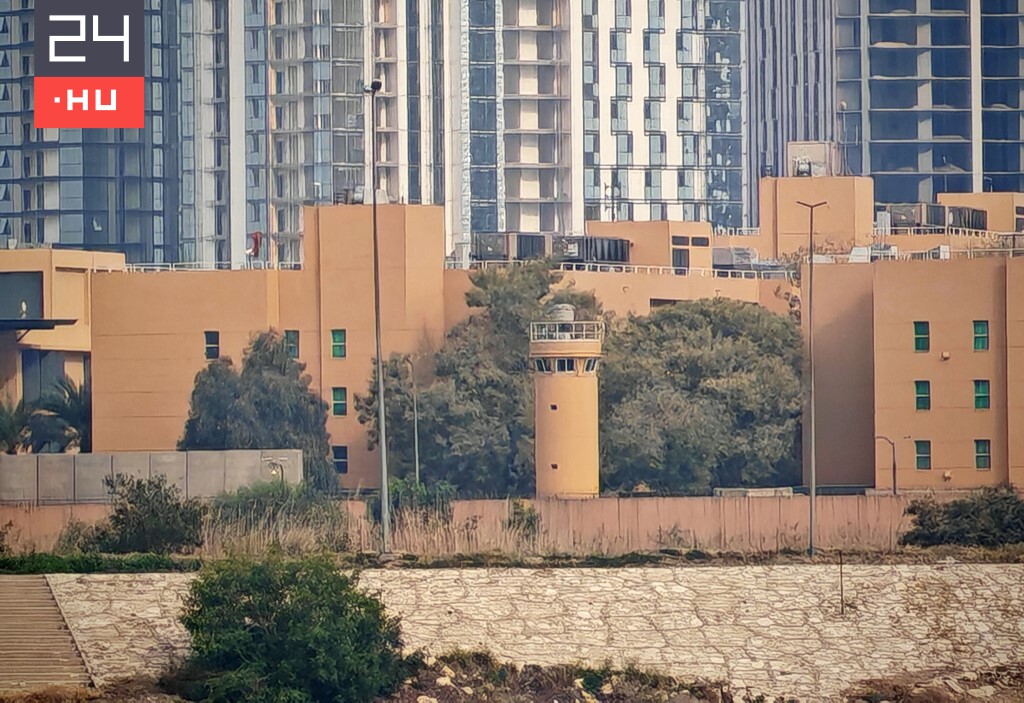 Rakétatámadás érte az amerikai bagdadi nagykövetséget