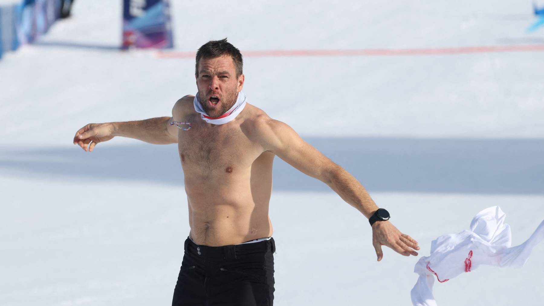 KARL Benjamin of Austria reacts after winning the big final of the men's snowboarding parallel giant slalom at the Winter Olympic Games Milano Cortina, at the Livigno Snow Park in Italy, on February 8, 2026. KARL won the competition, claiming a gold medal. ( The Yomiuri Shimbun )