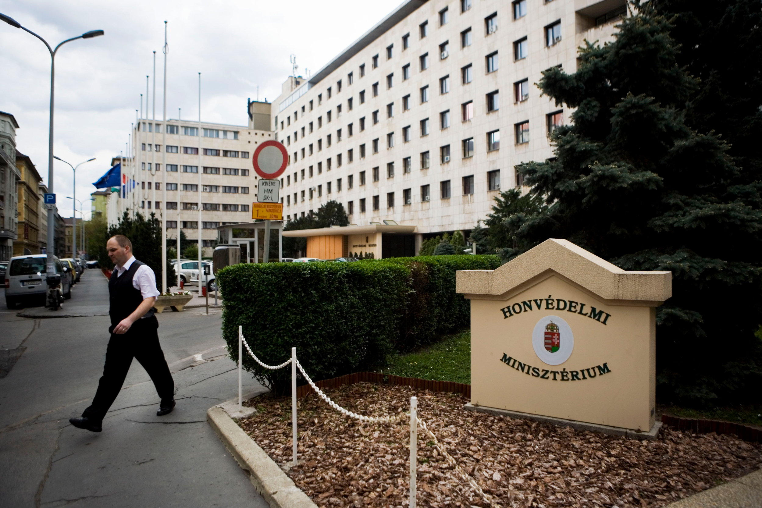A Honvédelmi minisztérium épülete Budapesten.