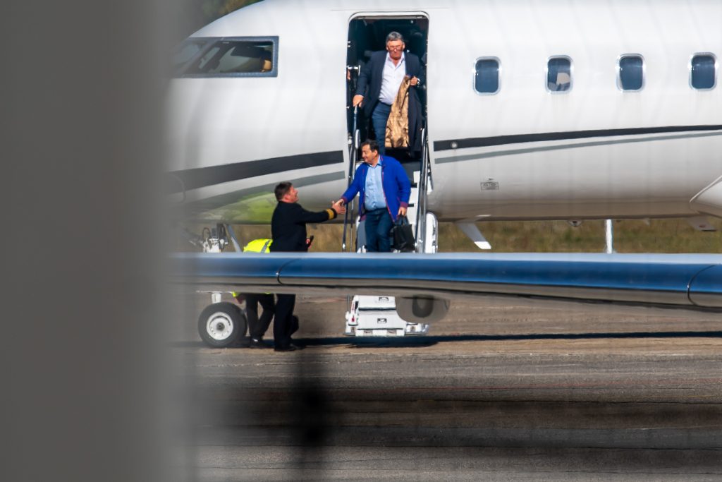 „Az utolsó pillanatban igyekeznek minél több közpénzt megszerezni” – a Financial Times megtalálta a NER legtöbbet kereső oligarcháit