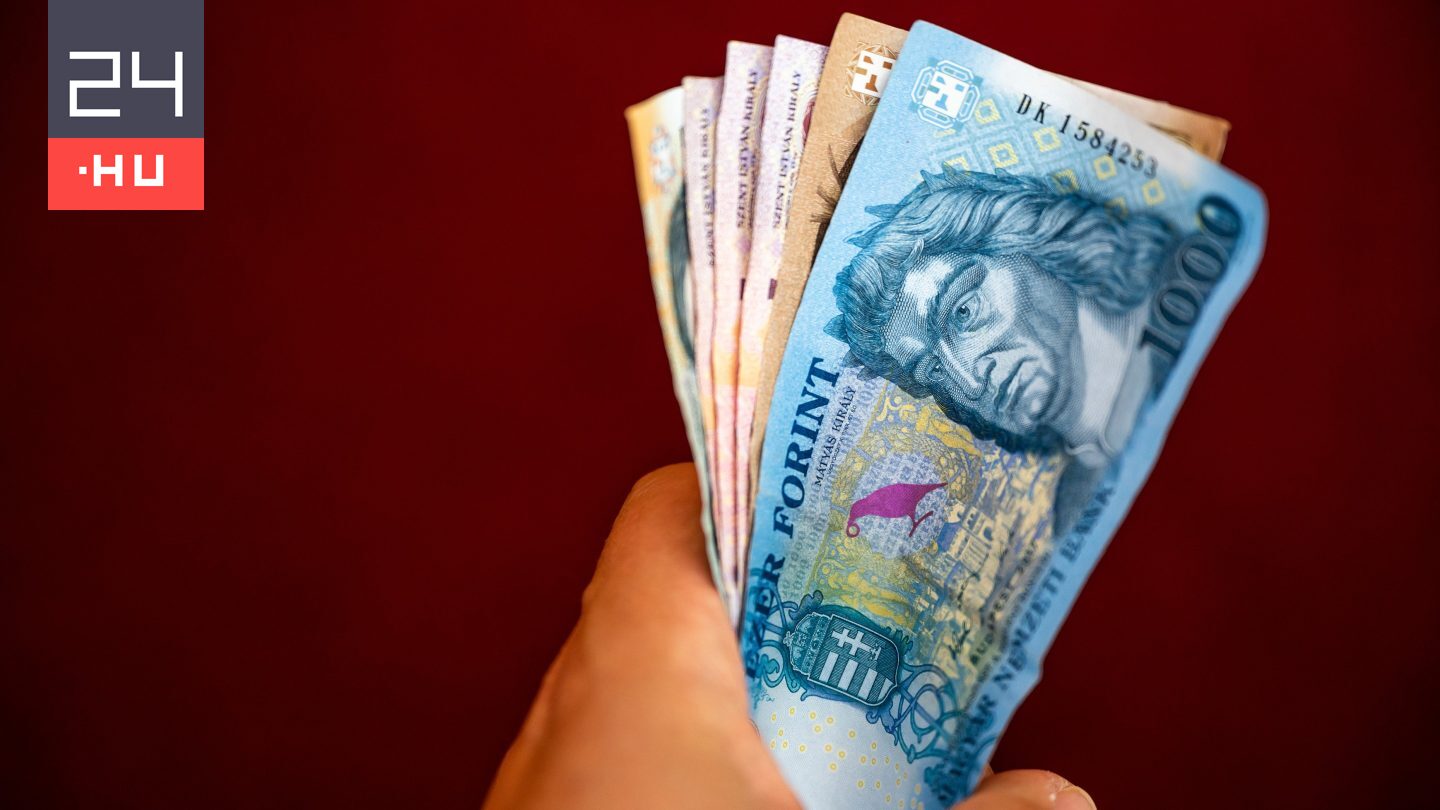 Megint gyengült a forint