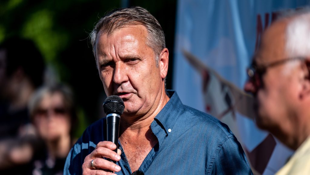 A DK szerint Molnár Gyula folytatja a kampányt