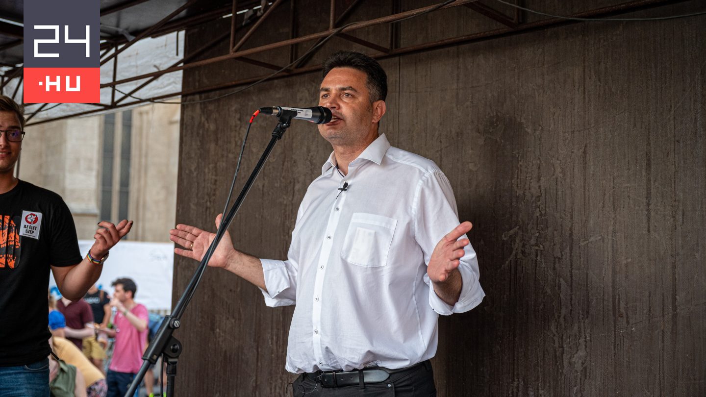 Márki-Zay Péter: Fegyverrel támadott a rendezvényünkre egy ismert Fidesz-szimpatizáns