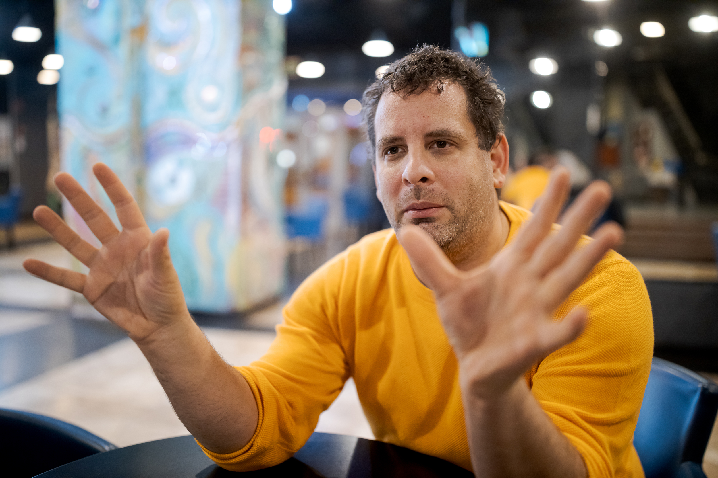 Csaknem másfél éve leforgatták a 600 milliós állami támogatással készült Covid-filmet, mégsem lehet tudni, mikor mutatják be 3