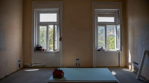 Már az építkezés alatt is fel lehet venni az Otthon Startot, CSOK Pluszt.