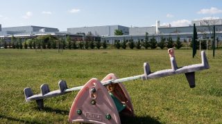 A gödi Samsung szakszervezetébe sorra lépnek be a dolgozók, és már megvolt az első megbeszélés is a gyárral.