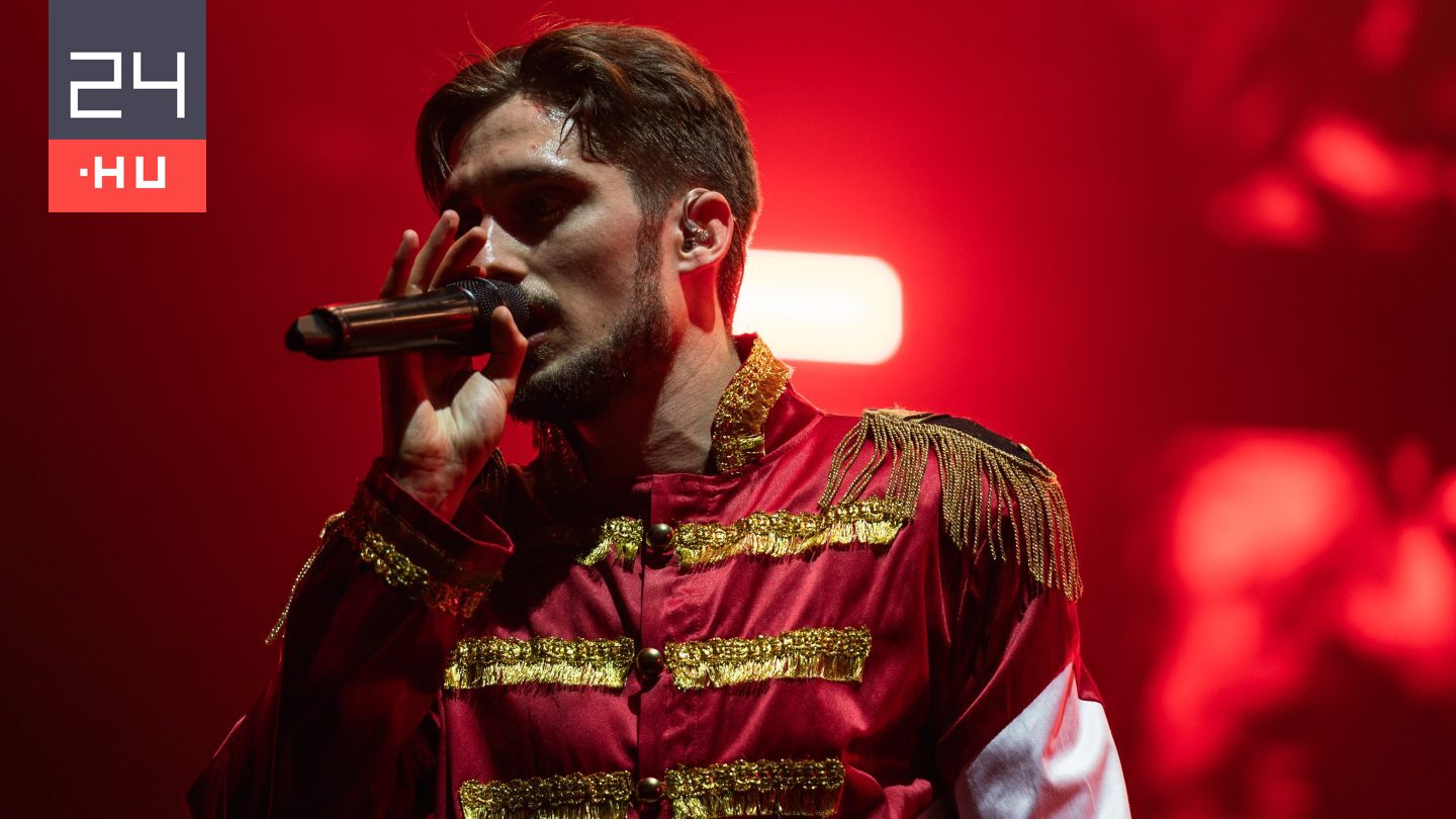 Krúbi is színpadra áll a Rendszerbontó Nagykoncerten, itt az utolsó 13 fellépő