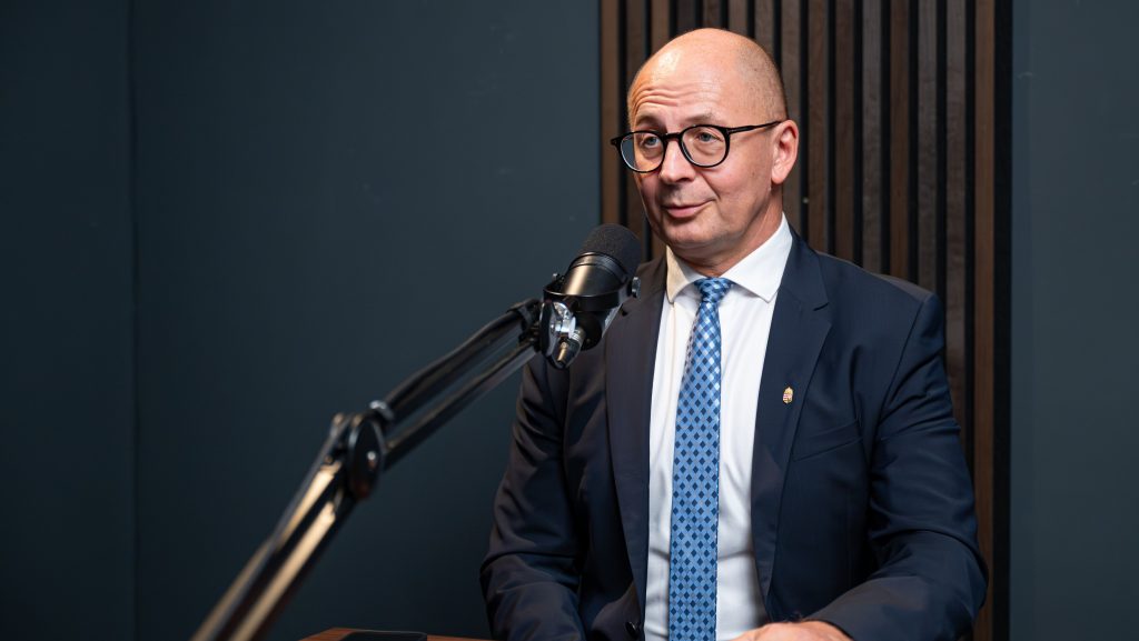 GVH: Orbánék újra kinevezték a régi emberüket