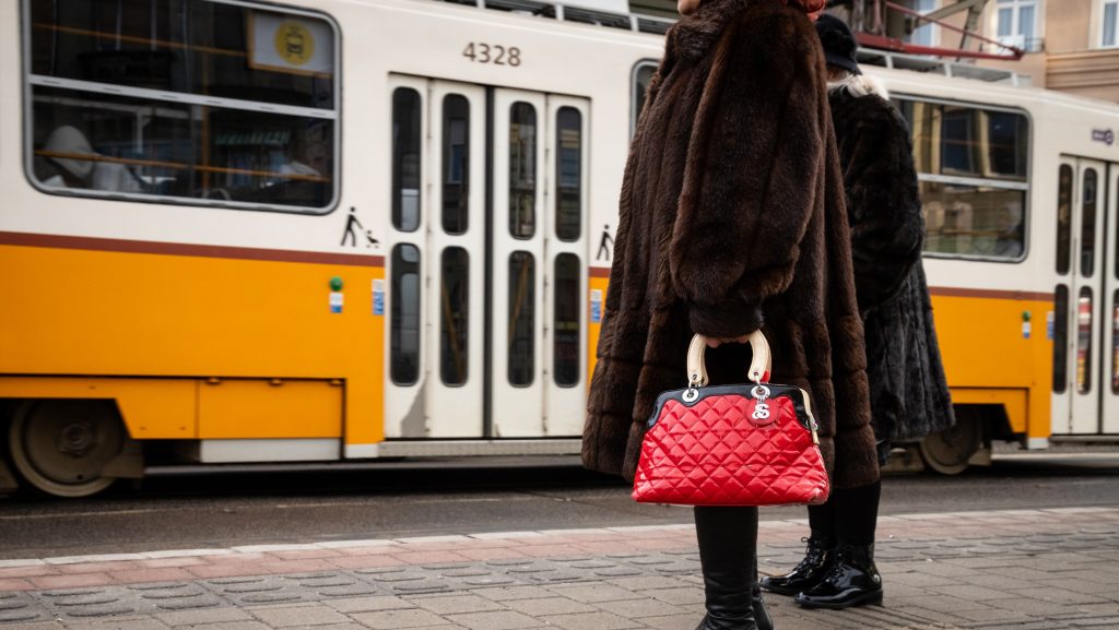 Halálra gázolt a 49-es villamos egy hetvenes nőt a Bartók Béla úton