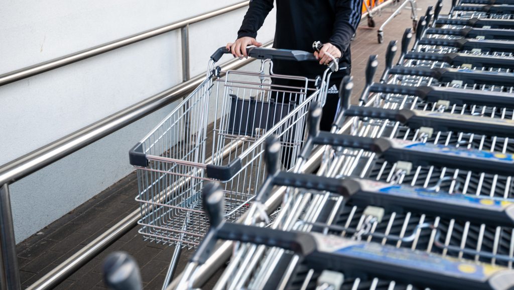 Háromnapos boltzár érkezik: Így lesznek nyitva az üzletek a húsvéti hosszú hétvégén