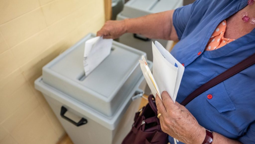 NVI: Eddig 471 ezer határon túli regisztrált levélszavazásra