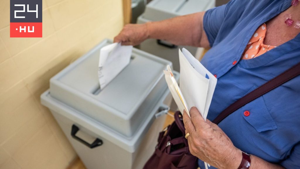 NVI: Eddig 471 ezer határon túli regisztrált levélszavazásra