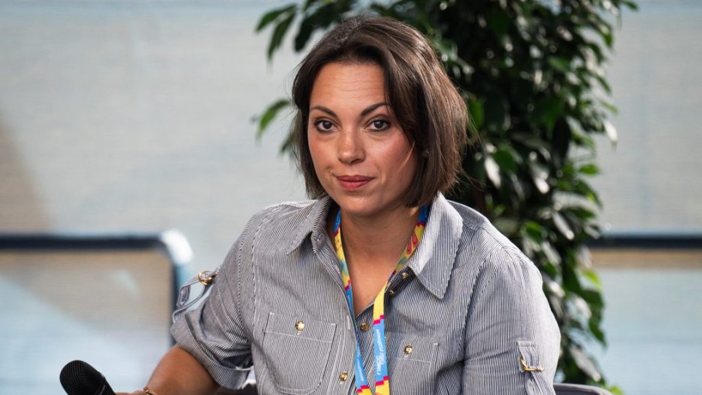 Orbán Ráhellel interjúztak, 244 milliós szuverenitásvédelmi megrendelést kaptak