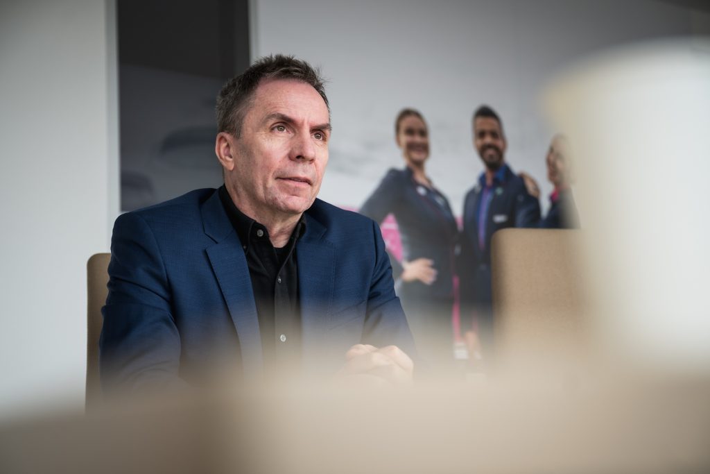 Váradi József: A Wizz Air május végére ismét teljes kapacitással működhet