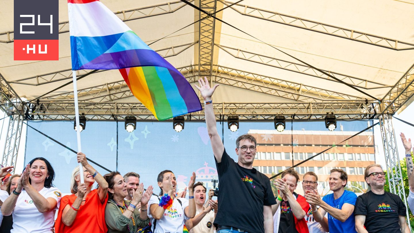 HVG: a bíróság felfüggesztette a Pride miatt indult büntetőeljárást Karácsonnyal szemben