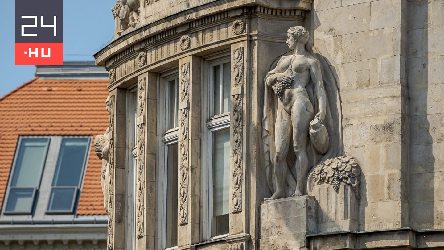 Ezúttal sem kelt el a Pénzügyminisztérium óriása, nem maradt esély választások előtti eladására