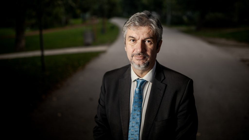 Hadházyt kétmillióra büntette Kövér László, arra kéri a követőit, dobják össze a pénzt