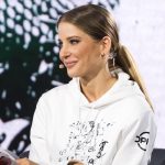 Szabó Zsófi a Háborúellenes Gyűlésen Győrben, 2025. november 15-én.