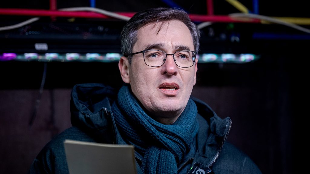 Karácsony: Kénytelenek leszünk a BKV-buszokkal beállni a benzinkutakra tankolni