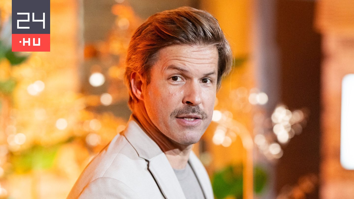 Ezzel a drága motorral rója az utakat Sebestyén Balázs: képeken a kétkerekűje