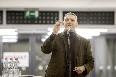 Lázár János Borsod, Mikolc vármegyebérlet, tömegközlekedés, MÁV Volán