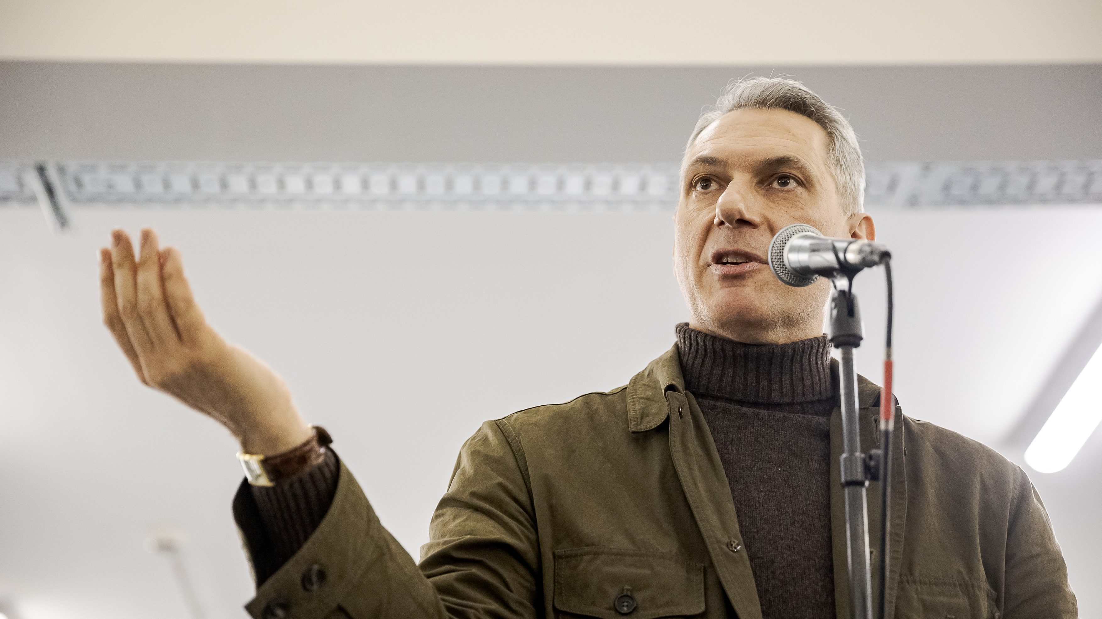 Lázár János