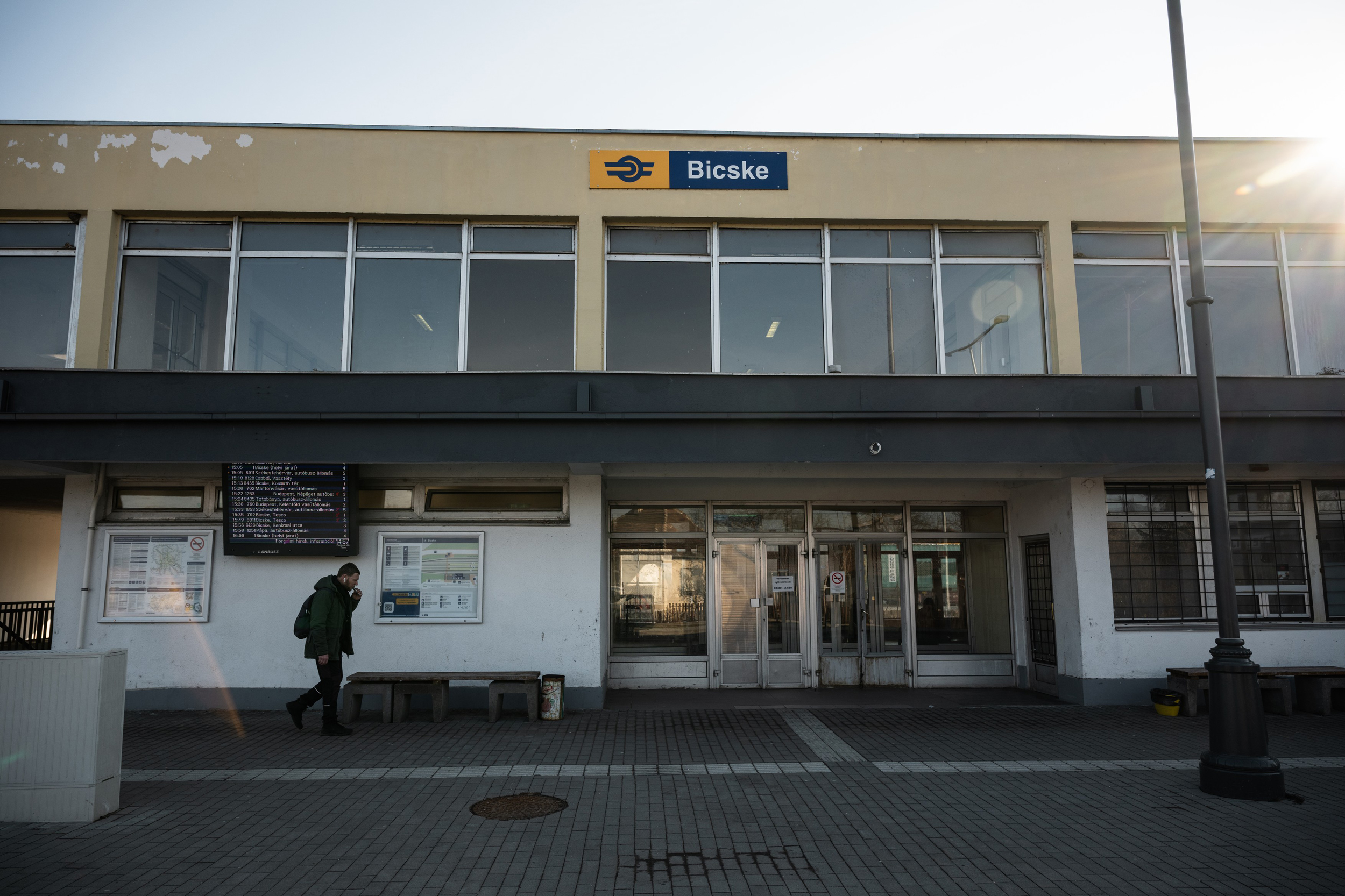 A bicskei vasútállomás épülete.