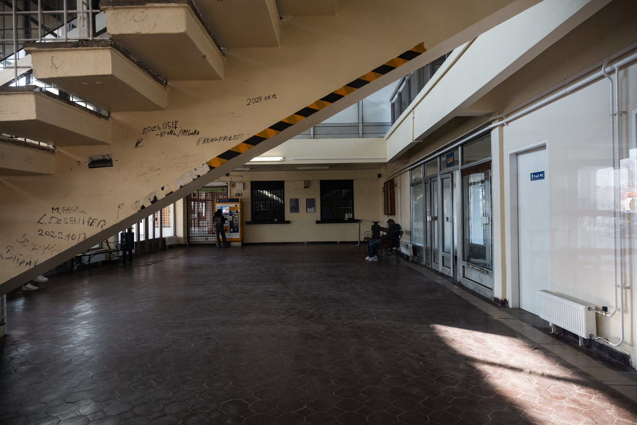 A bicskei vasútállomás épülete.