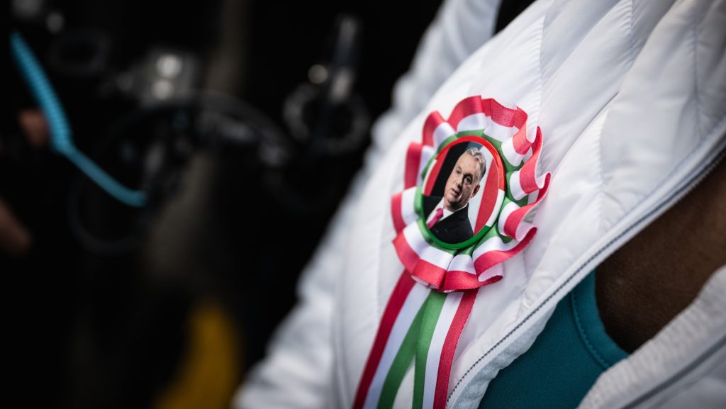 Az az MTÜ becsüli a holnapi menetek létszámát, ami nemrég a Fidesztől igazolt vezérigazgatót