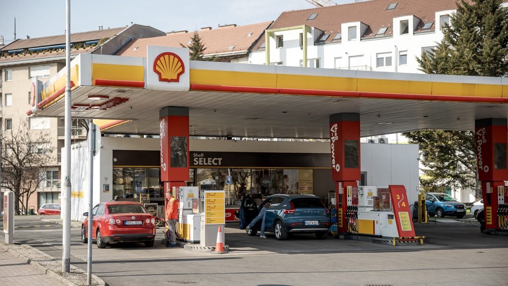 Nincs megállás: nagyot drágulnak a nem ársapkás üzemanyagok