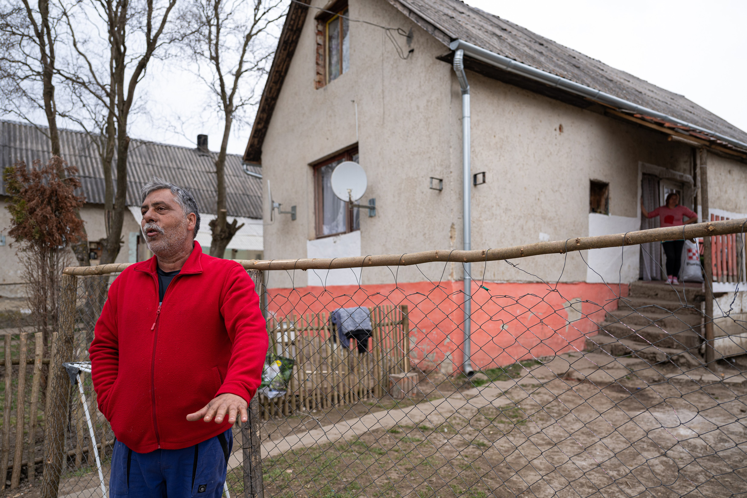 Választási riport Fáj községben 2026. március 17-én. Dezső és felesége Erzsi nyilatkoznak.