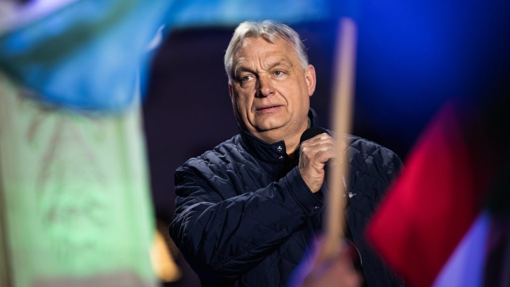 Orbán Pécelen: Hárommillió emberre van szükségünk a választáson