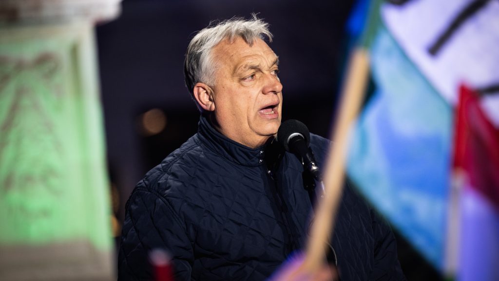 Orbán Szolnokon: Ha ezt a körzetet megnyerjük, nagyon közel leszünk ahhoz, amit kétharmadnak hívnak 