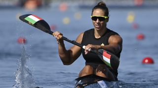 Csipes Tamara a női kajak egyesek 500 méteres versenyének középfutamában a 2024-es párizsi nyári olimpián a vaires-sur-marne-i evezős és kajak-kenu pályán 2024. augusztus 10-én.