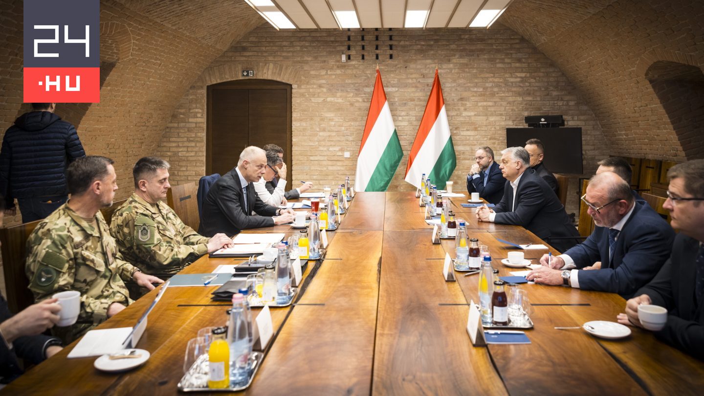 Üzemanyagárak: Orbán Viktor összehívta kormány rendkívüli ülését