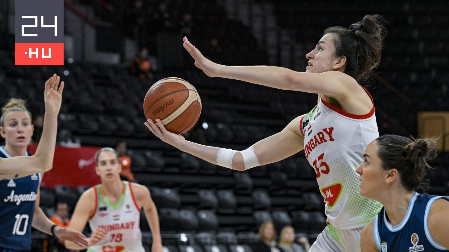 Hosszabbítás utáni győzelemmel fél lábbal kijutott a vébére a női kosárlabda-válogatott