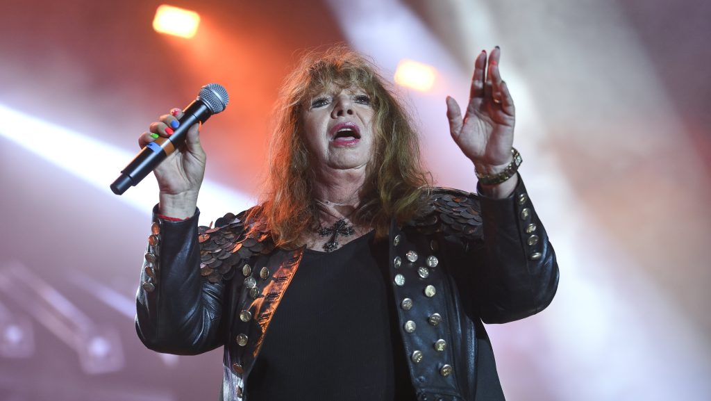 Zalatnay Sarolta énekel a Debreceni Egyetem yoUDay - Te napod - című tanévnyitó stadionshow-ján a debreceni Nagyerdei Stadionban 2023. szeptember 13-án este.