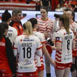 Elek Gábor és az esztergomi játékosok.