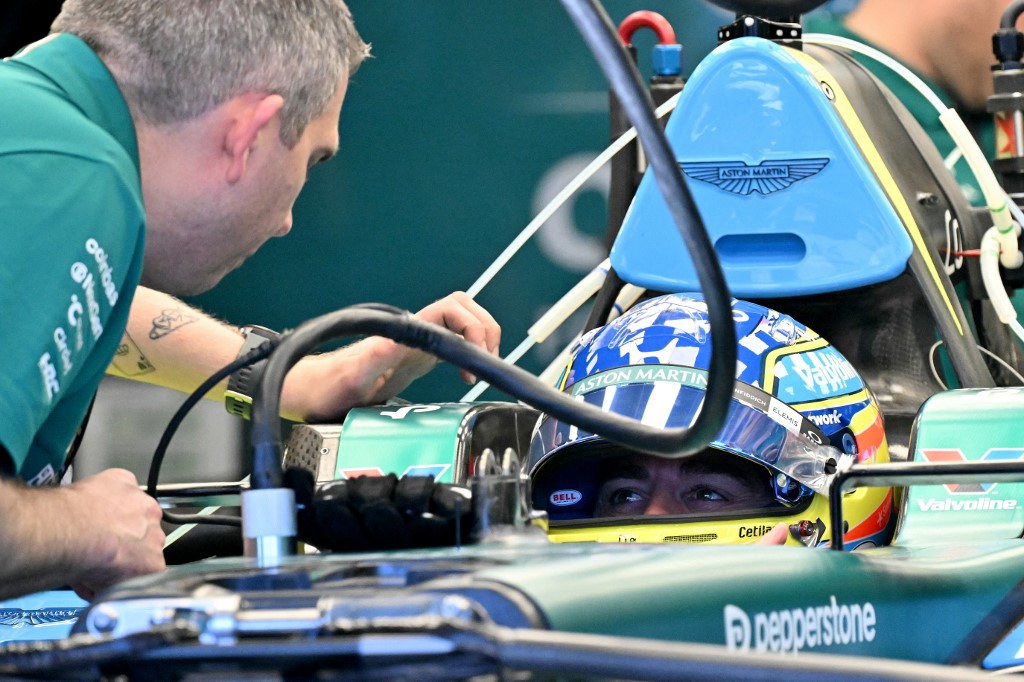 Fernando Alonsóra és az Aston Martinra nehéz szezonkezdet vár.